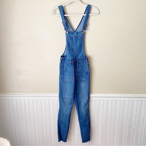 Madewell | Skinny Overalls Kemp Wash Blue Raw Hem Jumpsuit XXS - Picture 2 of 8
